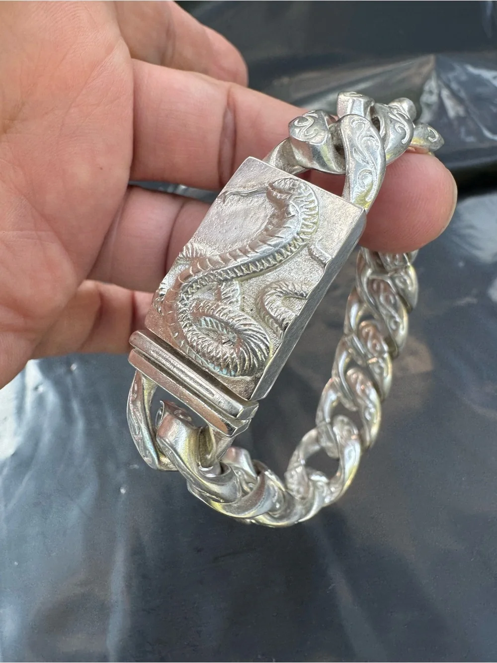 Men's Silver-Tone Serpent Link Bracelet - Sculpted Chain Design